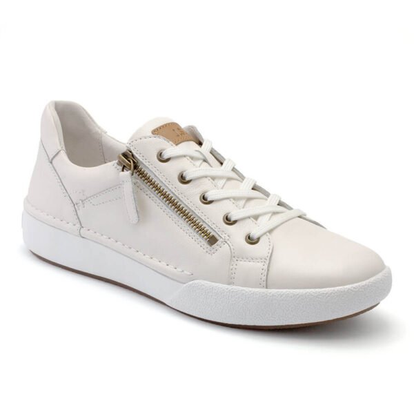 69903 133 000 Claire 03 White